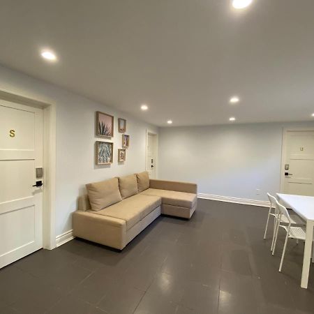 Yonge And Finch Subway !U Spacious & Cozy Private Bdr With Shared Bathroom Toronto Ngoại thất bức ảnh